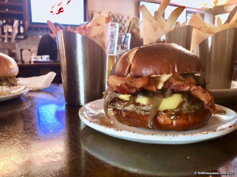 The Slit House signature dishes Bulldog Burger
Stilt Burger
Chipotle Honey Salmon